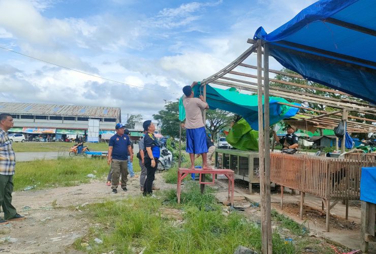 Lapak Ayam Kampung di Pasar Induk Bulungan Dibongkar Paksa, Pedagang Keluhkan Tak Ada Tempat Relokasi